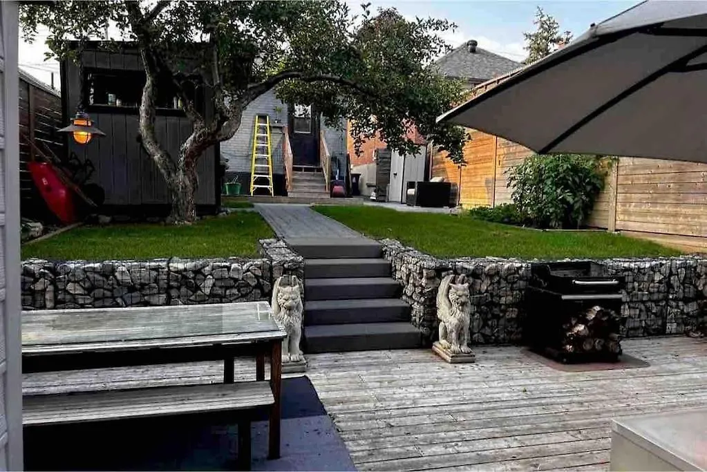 Lonborough Ave Upstairs Apartment Toronto Canada