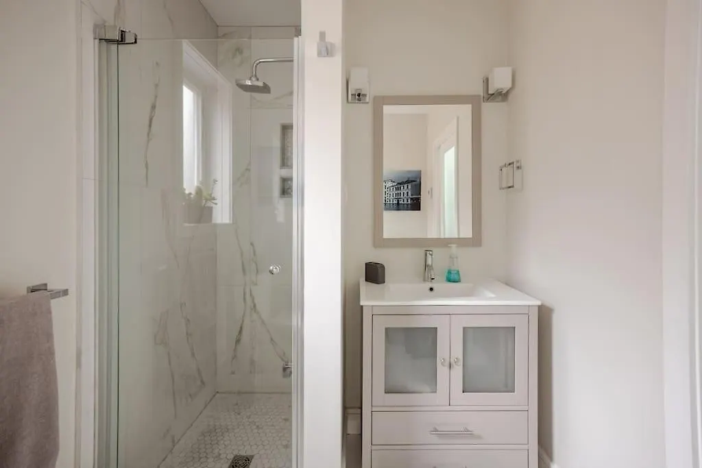 Lonborough Ave Upstairs Apartment Toronto