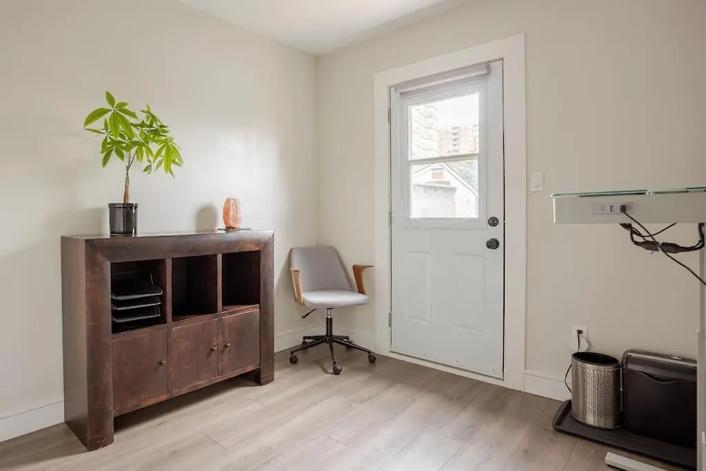 Lonborough Ave Upstairs Apartment Toronto