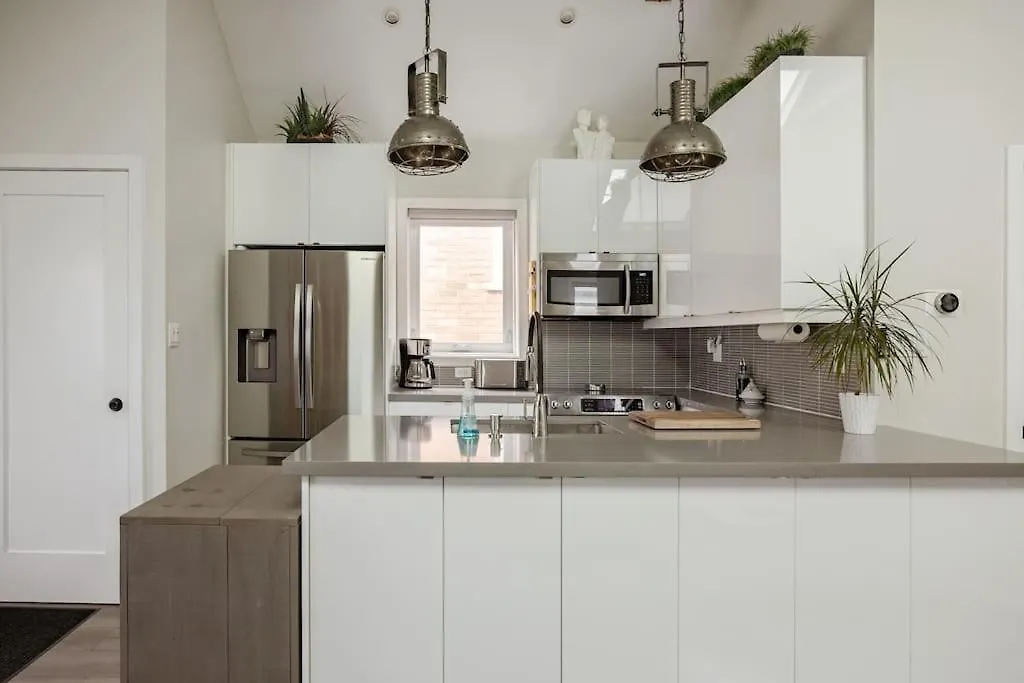 Lonborough Ave Upstairs Apartment Toronto Canada