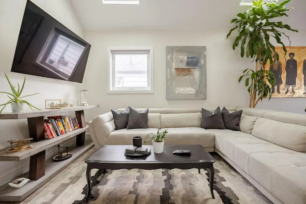 Lonborough Ave Upstairs Apartment Toronto 0*,  Canada
