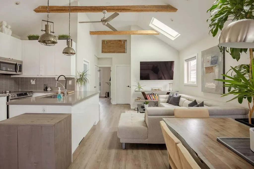 Lonborough Ave Upstairs Apartment Toronto